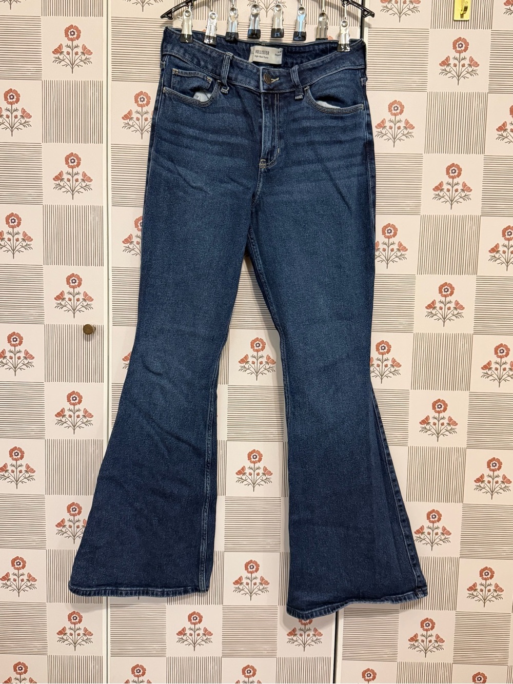 Hollister Dark Blue High-Rise Flare Jeans 6/28